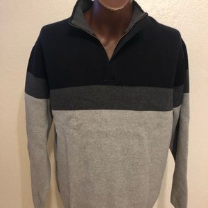 Men’s Gap Sweatshirt